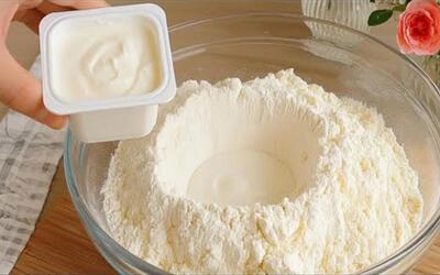  فقط آرد و ماست: طرز تهیه دسر خوشمزه بدون فر و بدون دست زدن به خمیر در ۵ دقیقه
