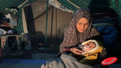  سرمای شدید در غزه با تصاویر صف‌های خرید آیفون و نوتلا، تناقضی معنادار ایجاد کرده است - کلبه سرگرمی