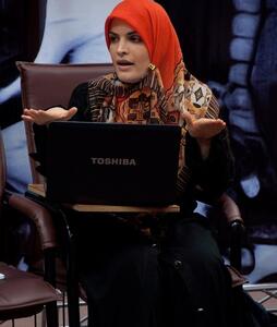  برکناری «شیرین سعیدی» به دلیل حمایت از ایران و فلسطین/ استاد ایرانی که از دانشگاه امریکا اخراج شد کیست؟