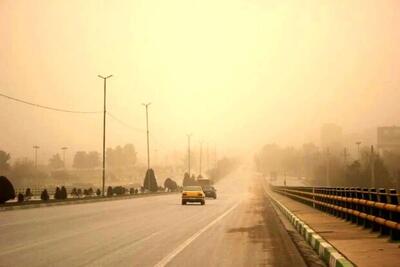  رئیس سازمان محیط‌زیست: اسقاط ۵۰۰ هزار خودروی فرسوده در تهران/ آغاز جایگزینی ۲۰ هزار موتورسیکلت با موتور برقی/ طی دو دهه آینده، بیش از ۵ میلیون مرگ اضافی در جهان بر اثر تغییرات آب و هوایی رخ خواهد داد