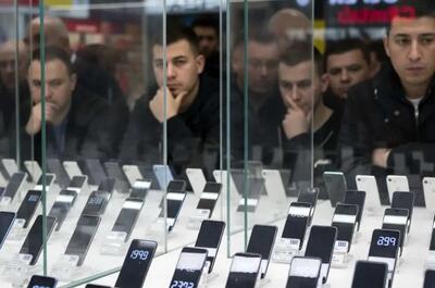  قیمت گوشی سامسونگ، شیائومی و آیفون امروز پنجشنبه ۴ دی 1404 | ارزان‌ترین گوشی سامسونگ چند؟