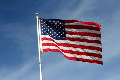  هاآرتص: شکاف عمیق در اردوگاه ماگا بر سر اسرائیل/ نزاع چهره پر نفوذ اسرائیلی، تاکر کارلسون و بنن بر سر «آمریکا اول»