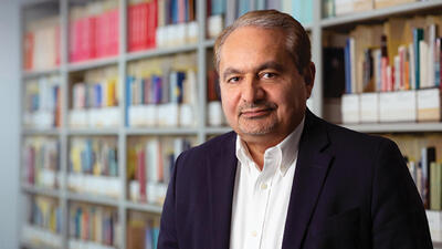  سیدحسین موسویان :به این 10 دلیل تحریم، نکبت است