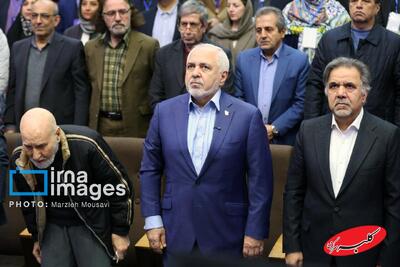  عکسی متفاوت از ظریف در کنار بهزاد نبوی/ آخوندی و مرعشی هم بودند - کلبه سرگرمی