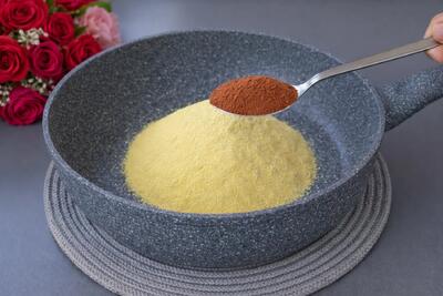  فقط با آرد سمولینا و شیر: ببین ۵ دقیقه ای چی درست میشه!