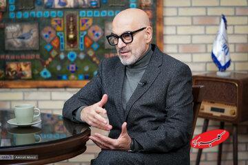  از سختی‌های نشان دادن زندگی شاعرانه فروغ فرخزاد تا مستند کردن زیبایی جهان/ رامین حیدری فاروقی: سانسور حاصل ترس از خود است و هراس از احتمال آشکارگی - کلبه سرگرمی