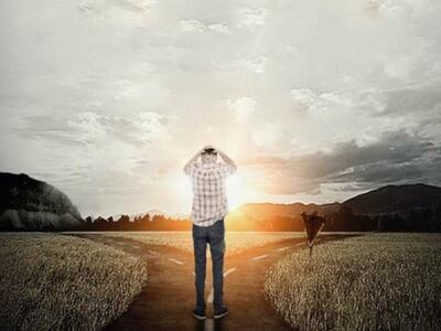  اقتصاد ایران بر لبه تیغ بیم و امید