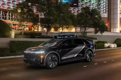  لوکس‌ترین تاکسی خودران جهان