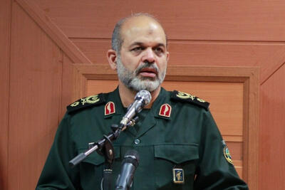  سردار وحیدی: دشمن نه می‌تواند ملت ایران را بترساند، نه فریب دهد