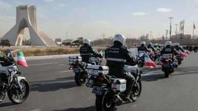  گزارش تصویری/ رژه موتور سواران در سالروز ورود امام خمینی به تهران