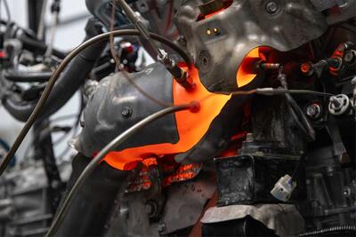  آزمایش طاقت‌فرسای پیشرانه نیسان، ۳۰۰ ساعت تخته‌گاز روی ردلاین! - پدال