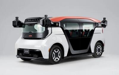  تست جالب تاکسی‌های خودران و بدون راننده در دبی توسط ولیعهد