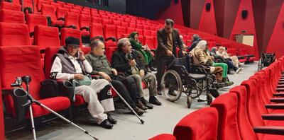  عکس/ نمایش آثار جشنواره فجر برای توانبخش ها و معلولین