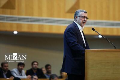  وزیر بهداشت: ارز ترجیحی دارو ادامه دارد