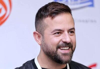 ببینید | مدل خاص گوشی هومن سیدی در یک سریال