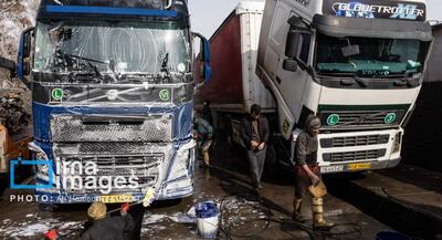  تصاویری از سنگینی کار در کارواش خودروهای سنگین | جهان نیوز