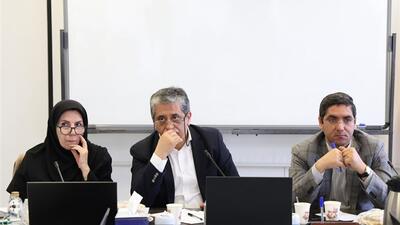  چالش سهمیه‌بندی و تبعیض ارزی میان بازرگان و تولیدکننده | دیرکرد پرونده‌های واردات در دوره جنگ و بحران حذف شود