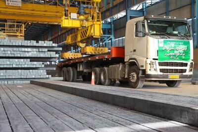  ارسال محموله ۲۷۵۰۰ تنی شمش فولاد به بندر خرمشهر