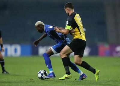  ببینید | گل اول الحسین به استقلال روی ارسال کرنر