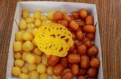  قیمت زولبیا و بامیه سرسام‌آور شد/ مقایسه قیمت در یک دهه اخیر از کیلویی ۱۰ هزار تومان تا نیم میلیون تومان!