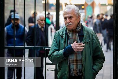  هنرمندان در ختم بازیگر قدیمی (عکس)