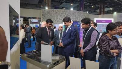  بازدید وزیر ارتباطات ایران از نمایشگاه هوش مصنوعی هند