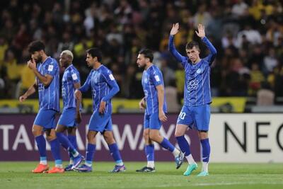  حذف استقلال از رقابت های آسیا تقصیر ساپینتو و بازیکنان است؟! / مدیریت استقلال سرمست از پول های تمام نشدنی است