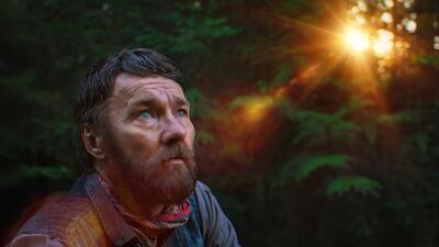  چطور فیلمنامه‌نویسان Train Dreams یک کتاب «غیرقابل‌اقتباس» را به فیلمی موفق تبدیل کردند؟