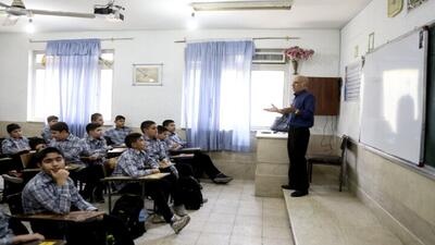  ۶۰ درصد معلمان غیر دولتی بیمه هستند