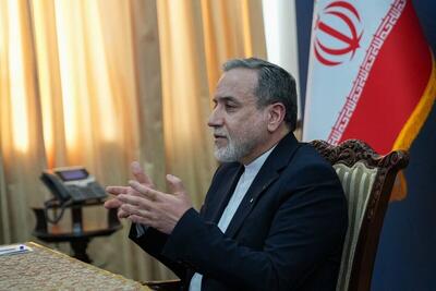  عراقچی: ما مردم آمریکا را دشمن خود نمی‌دانیم/ با ویتکاف و کوشنر در تماس هستم/ هیچ ضرب‌الاجلی وجود ندارد/ تجمع نظامی در اطراف ایران، کاملاً غیرضروری و بی‌فایده است