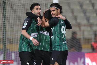  دیدار تیم‌های فوتبال پرسپولیس - خیبر