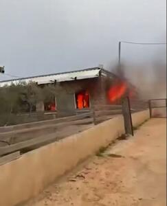  شهرک‌نشینان رژیم‌صهیونیستی خانه‌ها اموال فلسطینی‌ها را به آتش کشیدند