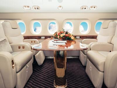  دکوراسیون اولین هواپیما vip در ایران با مبلمانی به رنگ آدامس! - چیدانه