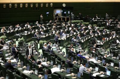  قانون تازه مجلس چه می‌گوید؟ فعالیت در یوتیوب و اینستاگرام بدون مجوز از صداوسیما ممنوع شد؟