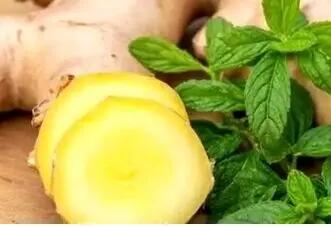  این نوشیدنی ضد تهوع است!