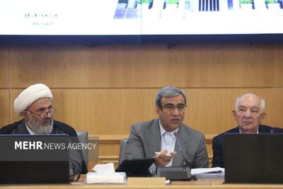  مظفری:باید از ظرفیت بزرگ بخش خدمات برای رونق اقتصادی استفاده کنیم