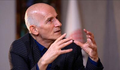  فراستخواه: خشونت «ساخته جامعه» است/ راه نجات، دفاع از جامعه است