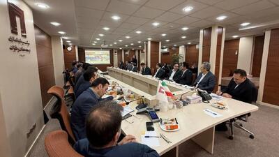  بررسی وضعیت پیشرفت پروژه گندله‌سازی کردستان و پروژه بخار نیروگاه سمنان در هلدینگ «ومعادن»