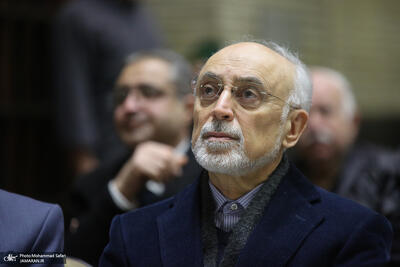  علی اکبر صالحی: برجام مورد بی مهری در داخل کشور قرار گرفت/ در داخل عده‌ای گفتند برجام صنعت هسته‌ای را نابود کرده، از آن طرف ترامپ به مقامات دولت اوباما گفت سرتان کلاه رفته چون صنعت هسته ای ‌ایران را قوی‌تر کردید