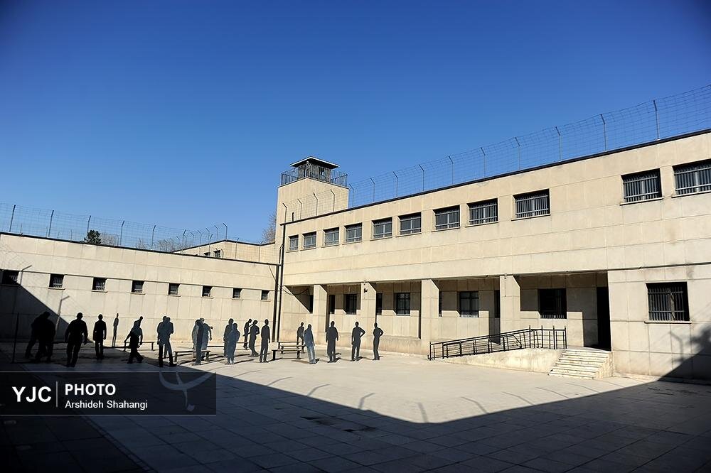 افتتاح  اتاق ملاقات  ساختمان موزه زندان باغ موزه قصر