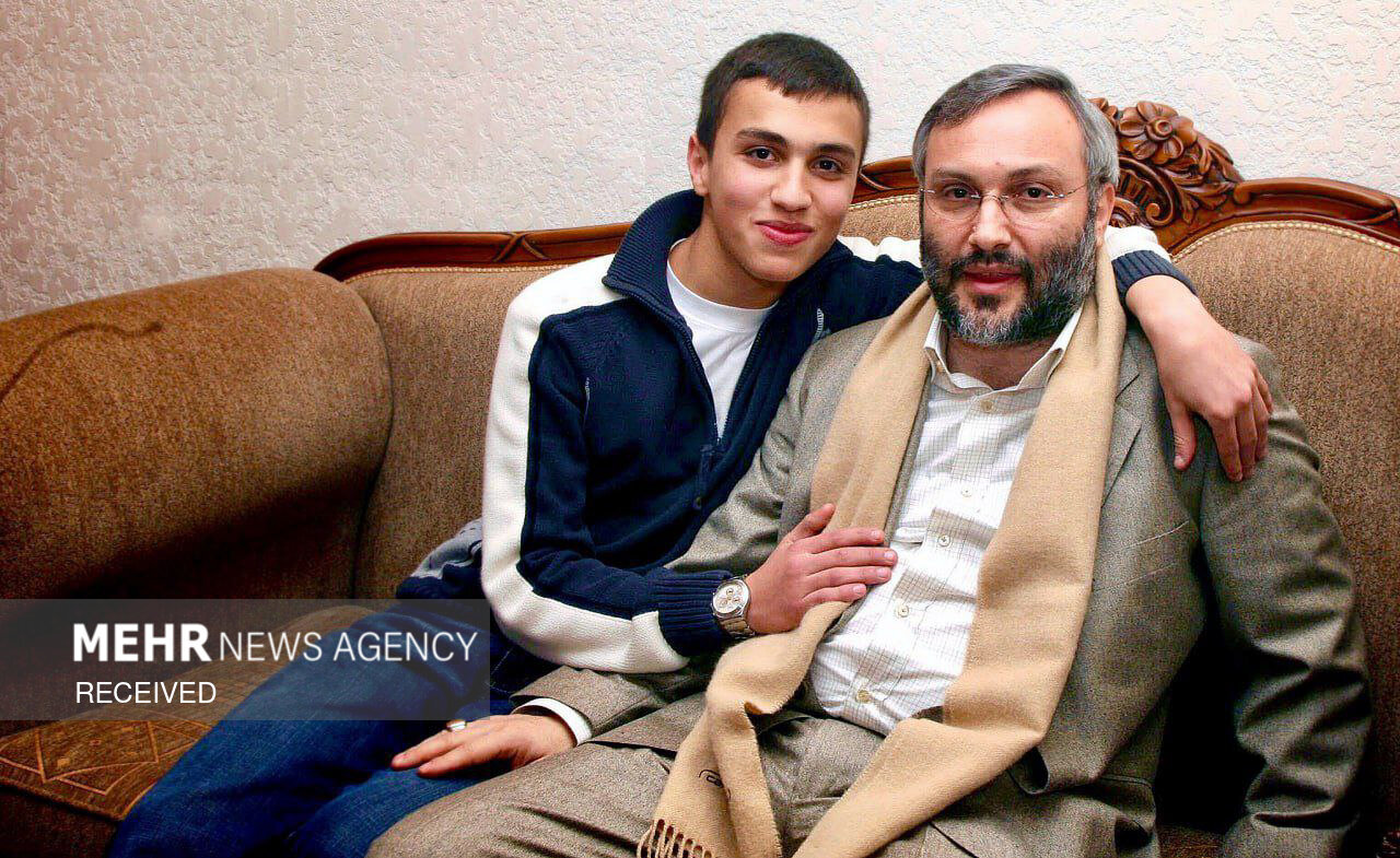 شهید عماد مغنیه