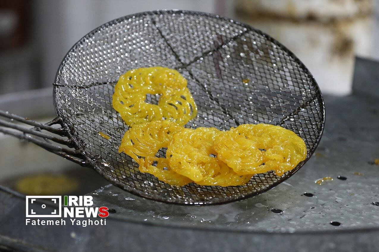 کارگاه پخت زولبیا و بامیه در کیش