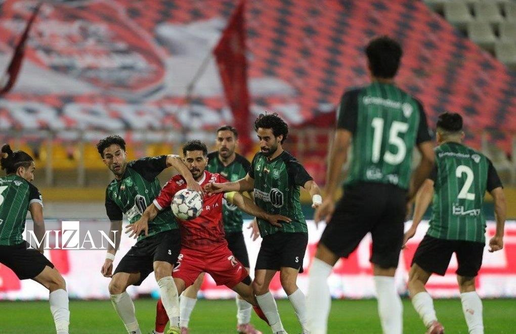 حلالی: ساختار فنی پرسپولیس بیمار است/ برخی از بازیکنان خارجی هر روز در فیزیوتراپی‌ هستند